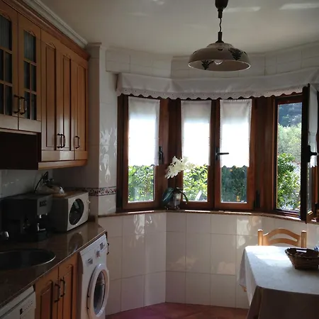 La Casina Del Huerto * La Torre (Asturias)